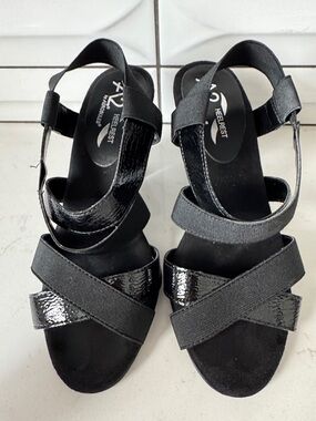 A2 By Aerosoles Black Elastic & Patent Cross-Strap Sandals
